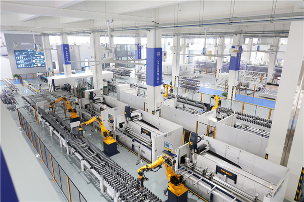 皇派门窗强势登陆央视CCTV-7，以匠心科技共筑绿色节能新人居